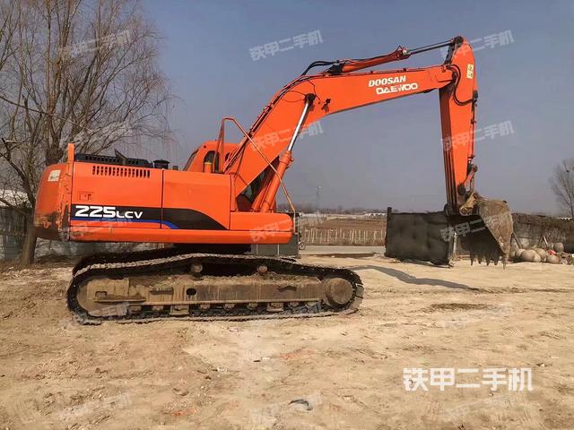 整机右后45°（整机外观）