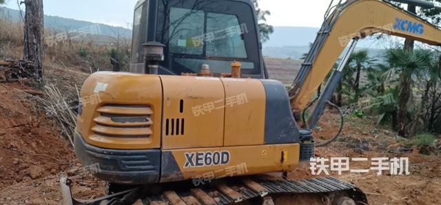 整机右后45°（整机外观）