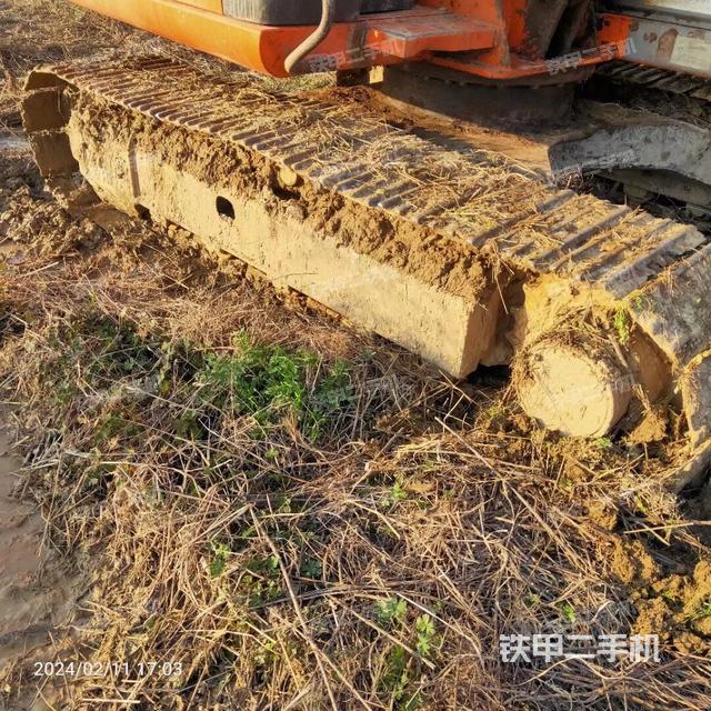 单侧履带整体（整机外观）