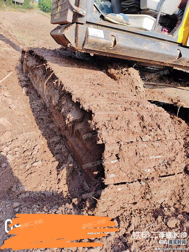 单侧履带整体（整机外观）