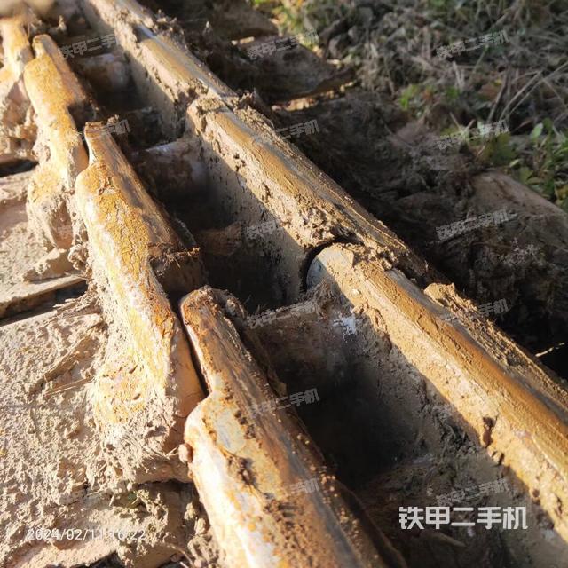 单侧履带整体（整机外观）