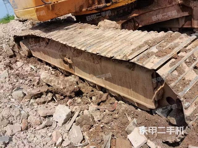 单侧履带整体（整机外观）