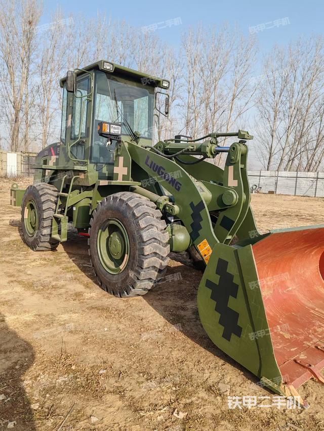 驾驶室操作台（整机外观及大件）