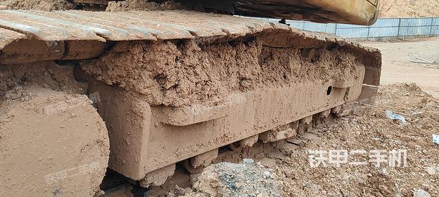 单侧履带整体（整机外观）