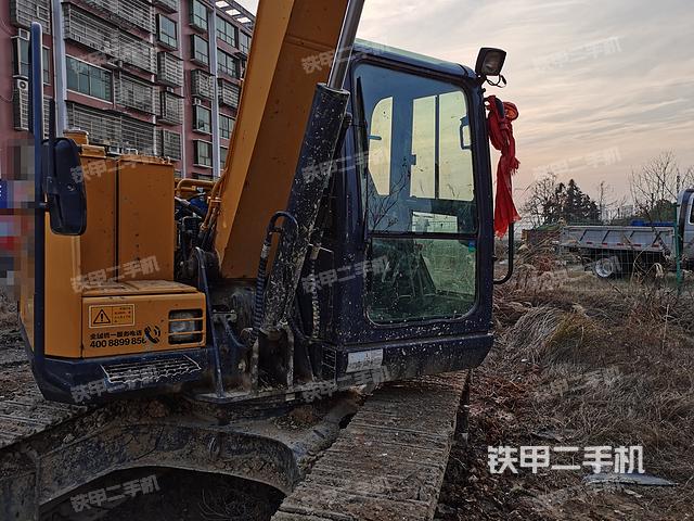 驾驶室整体（整机外观）