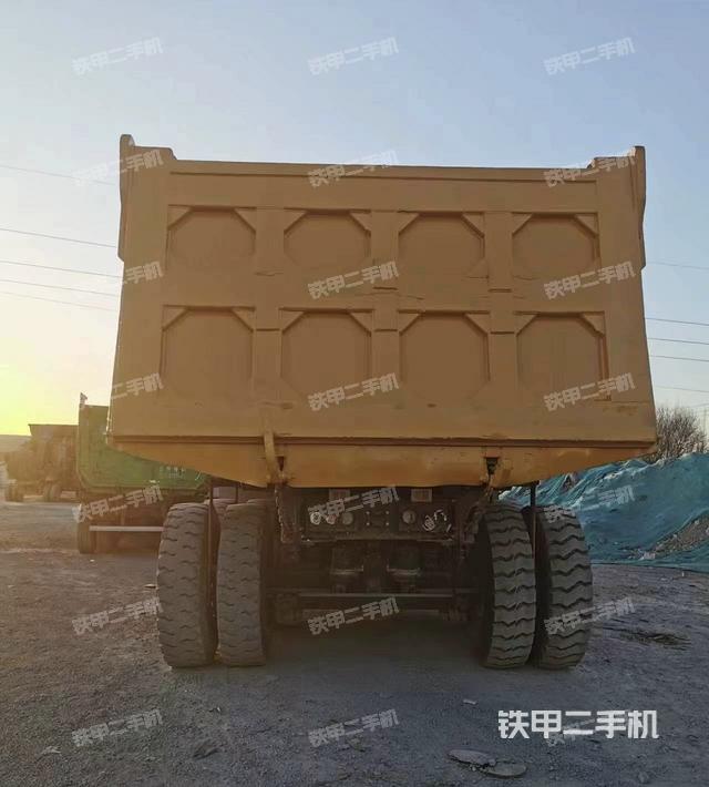 整机右侧(设备外观及核心部件) 整机右侧(设备外观及核心部件)