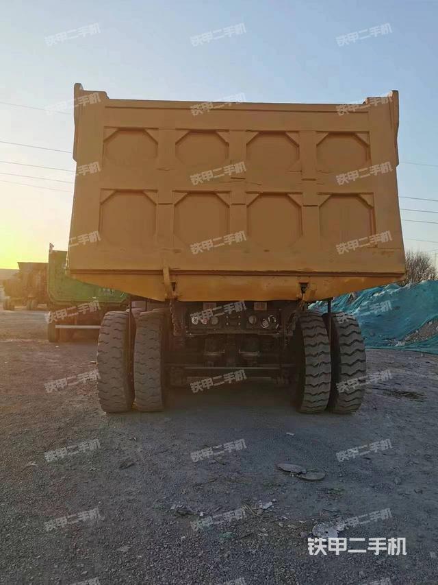 整机右侧（设备外观及核心部件）