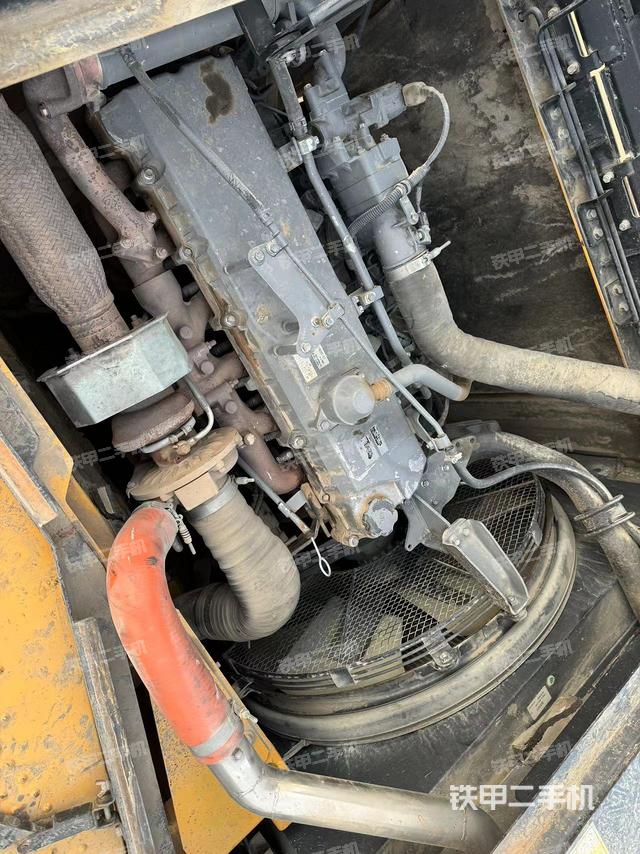 发动机整体俯视（整机外观）