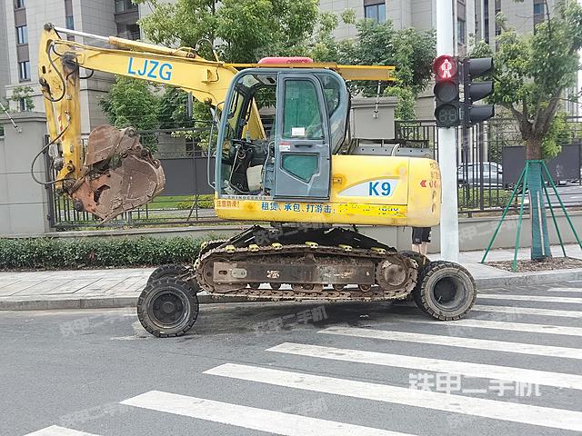 犀牛重工X9轮式履带挖掘机