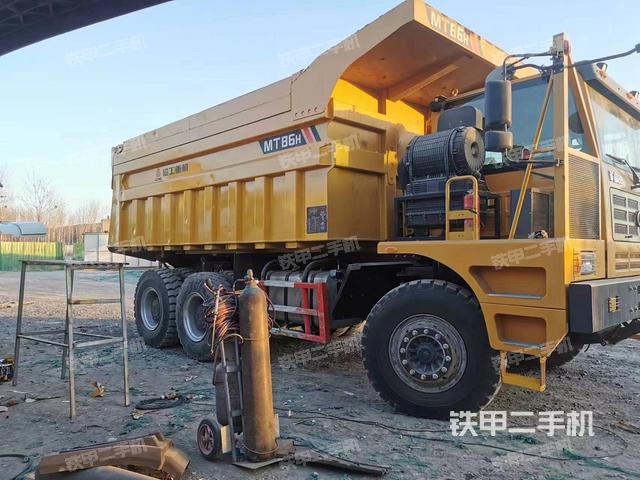 发动机左侧（整机外观及大件）