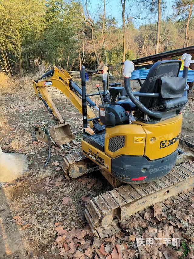 单侧履带整体（整机外观）