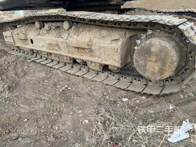 单侧履带整体（整机外观）