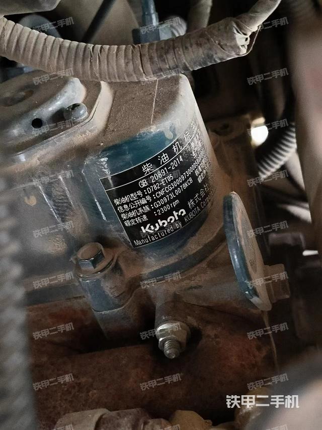 发动机整体俯视（整机外观）