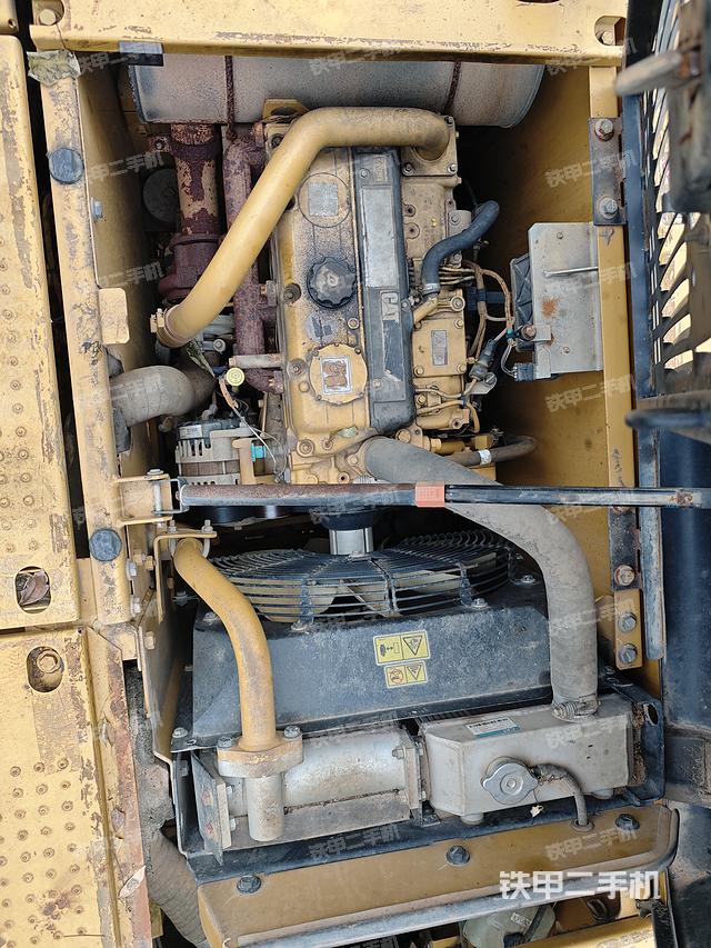 发动机整体俯视（整机外观）