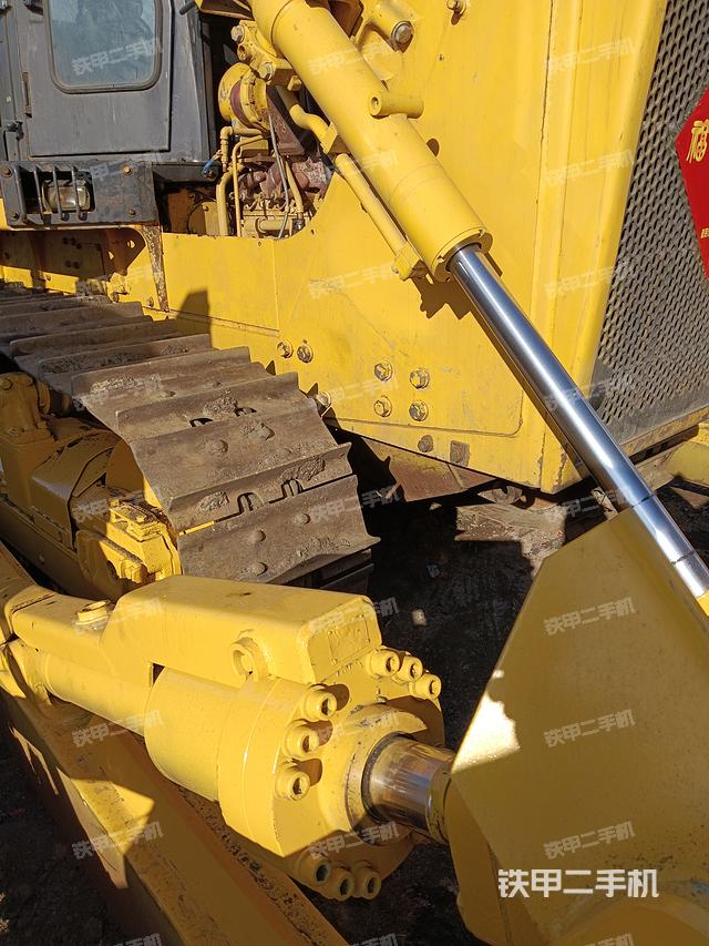 整机左侧（设备外观及核心部件）