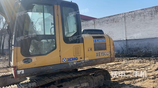 驾驶室顶部（整机外观）