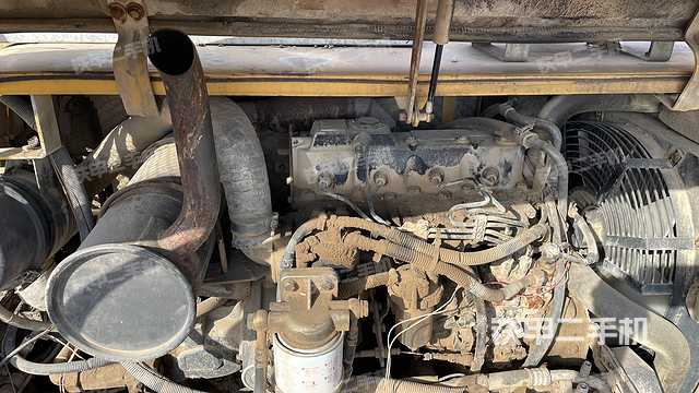 发动机整体俯视（整机外观）