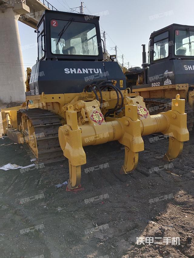 整机右后45°（设备外观及核心部件）