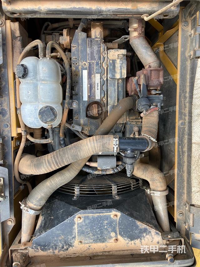 发动机整体俯视（整机外观）