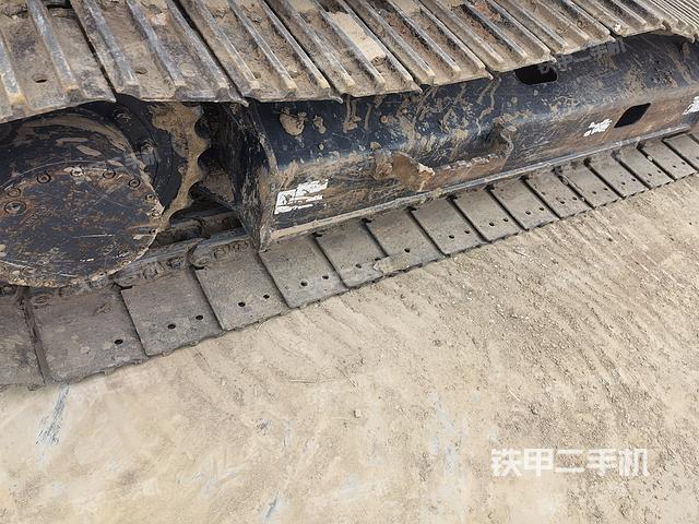 单侧履带整体（整机外观）