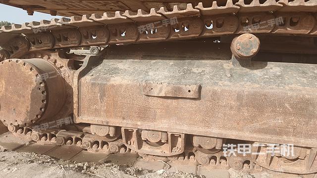 单侧履带整体（整机外观）