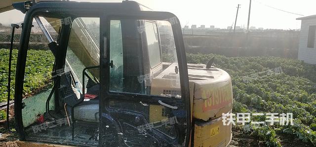 驾驶室整体（整机外观）