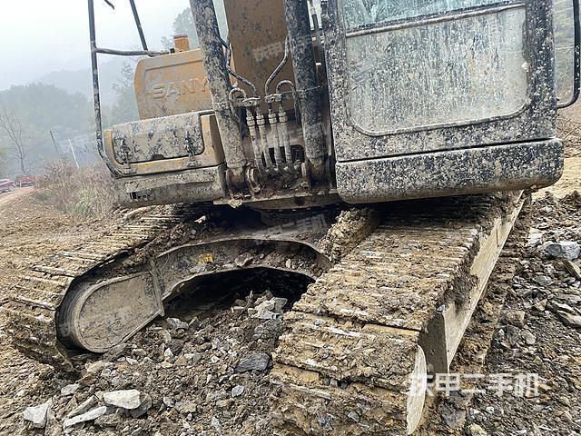 单侧履带整体（整机外观）