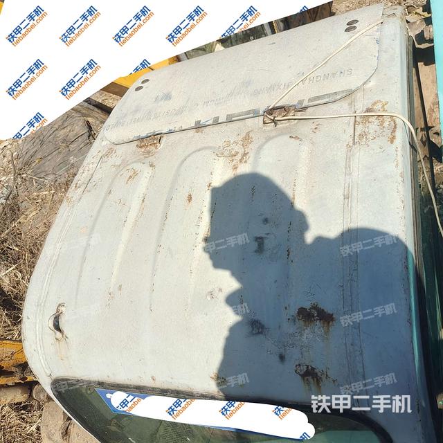 顶棚整体（驾驶室部分）