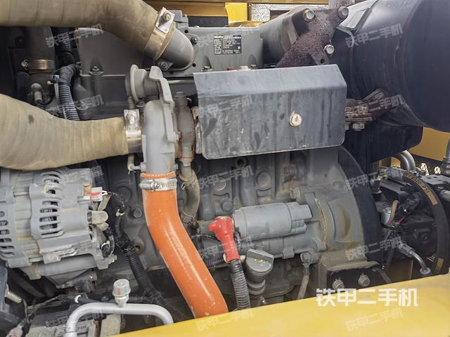 发动机整体俯视（整机外观）