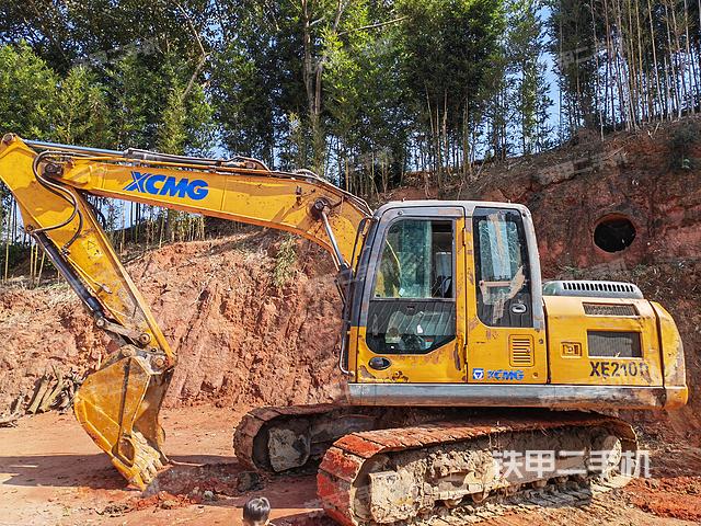 驾驶室顶部（整机外观）