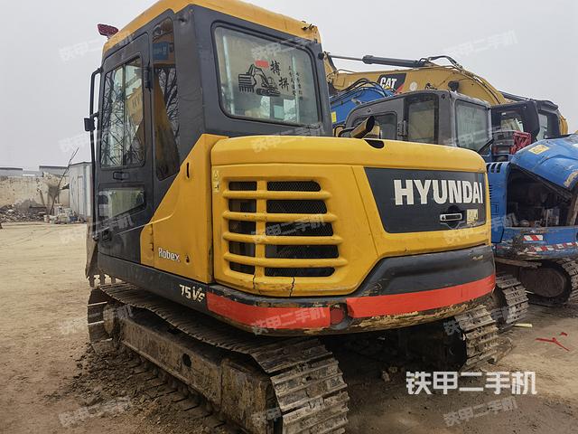 驾驶室顶部（整机外观）