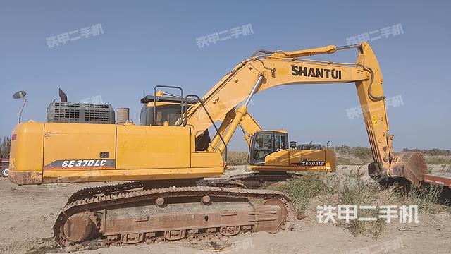 单侧履带整体（整机外观）