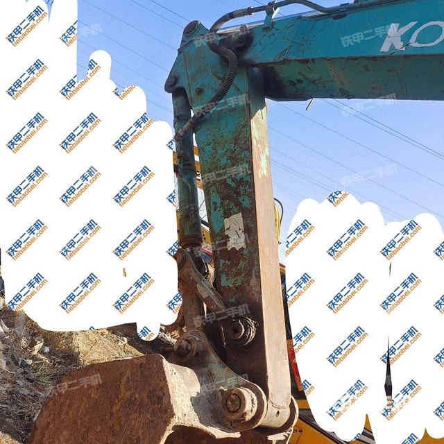 小臂整体左后（工作和回转装置）