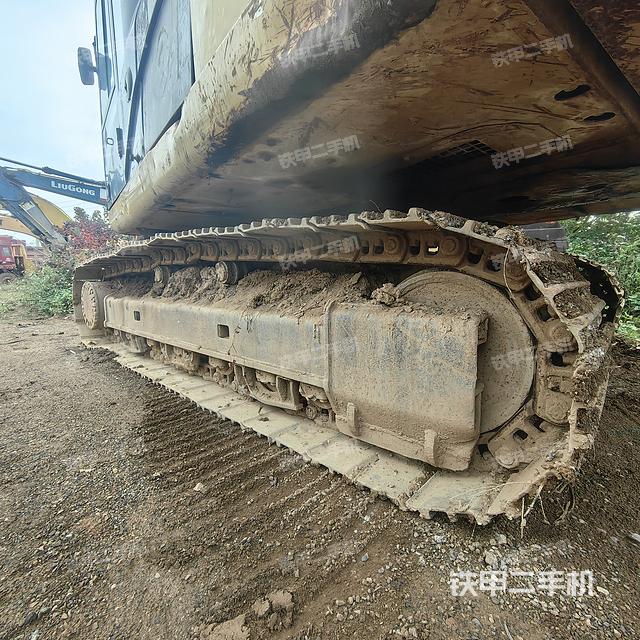 单侧履带整体（整机外观）