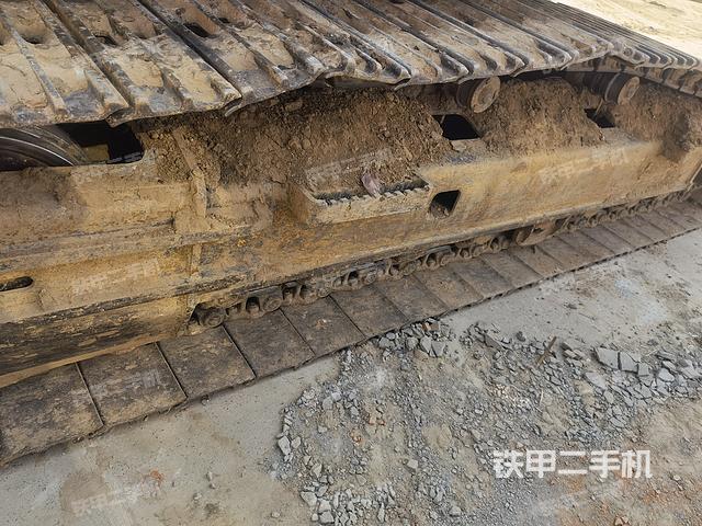 单侧履带整体（整机外观）