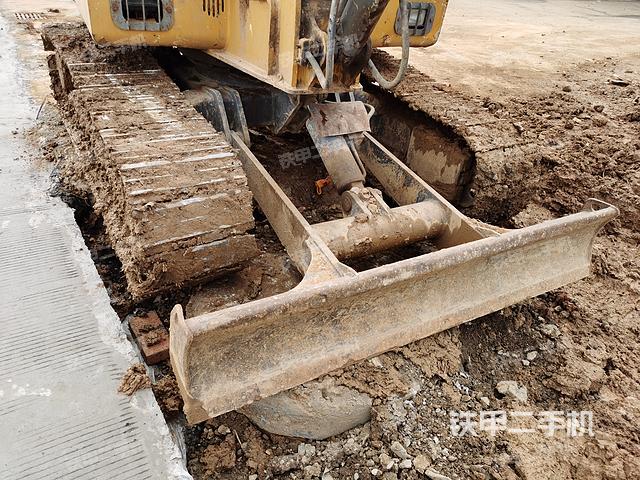 单侧履带整体（整机外观）