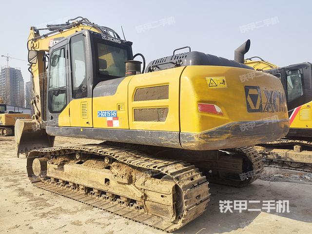 驾驶室顶部（整机外观）