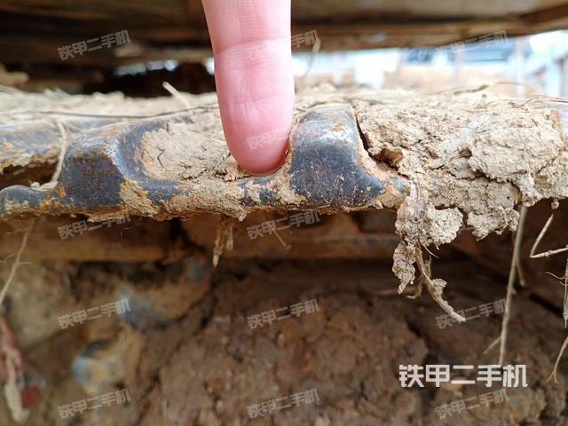 单侧履带整体（整机外观）