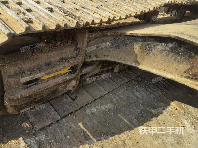 单侧履带整体（整机外观）