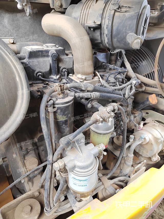 发动机整体俯视（整机外观）