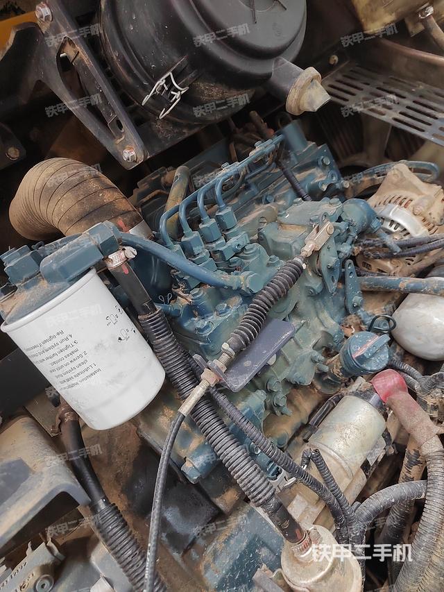 发动机整体俯视（整机外观）