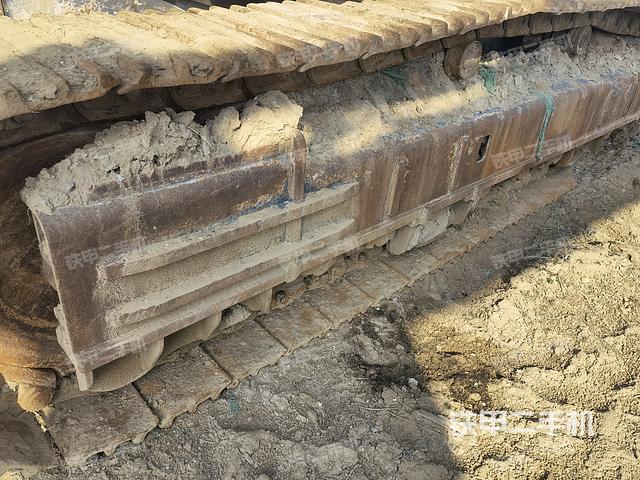 单侧履带整体（整机外观）