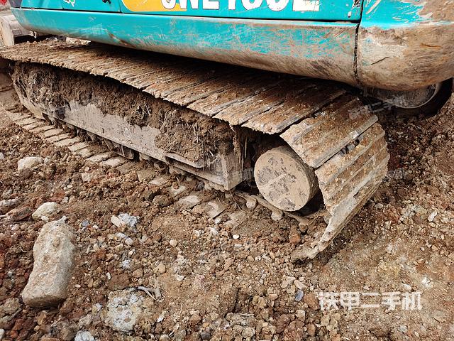 单侧履带整体（整机外观）