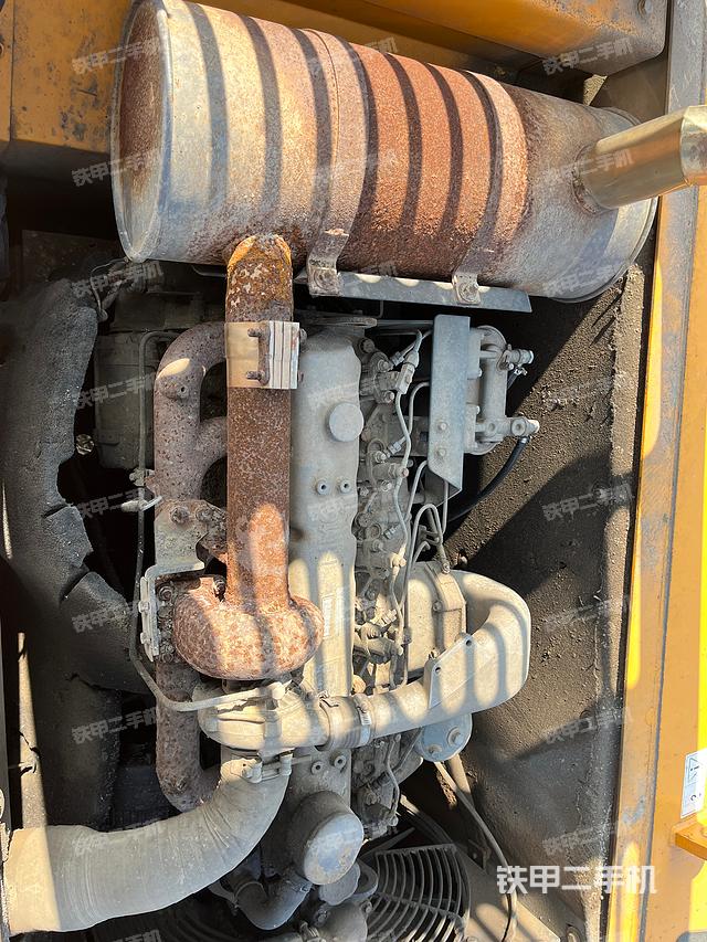 发动机整体俯视（整机外观）