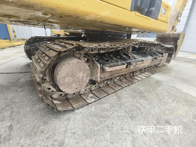 单侧履带整体（整机外观）