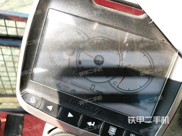 显示屏 （驾驶室部分）