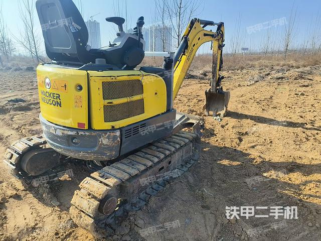 整机右后45°（整机外观）