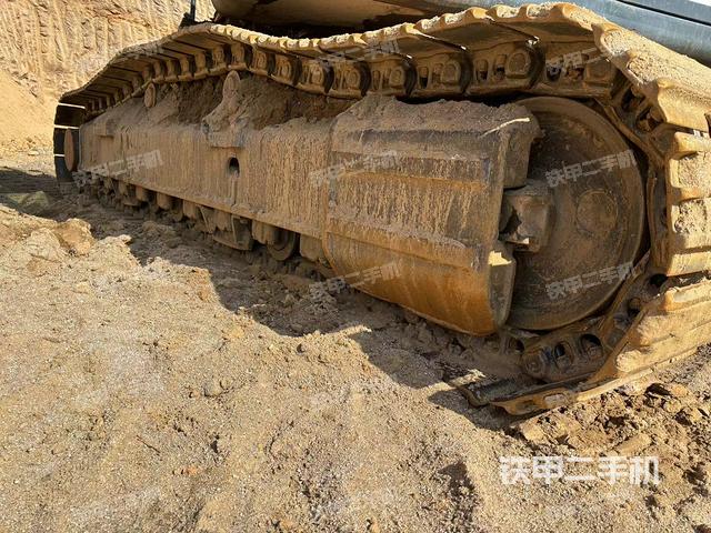 单侧履带整体（整机外观）