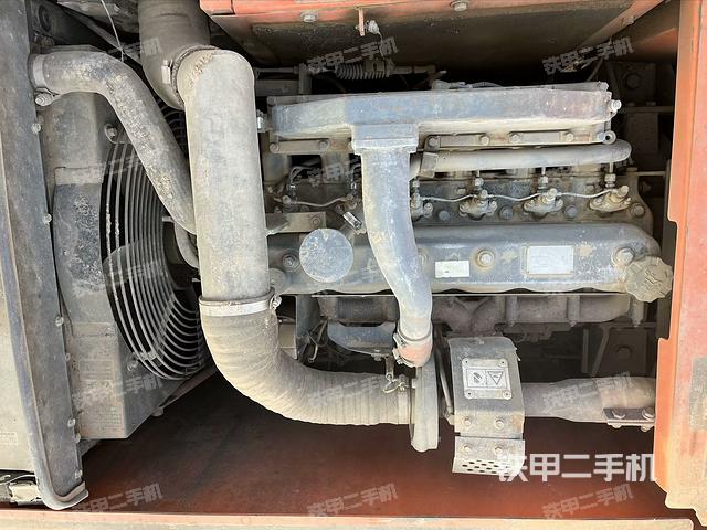 发动机整体俯视（整机外观）