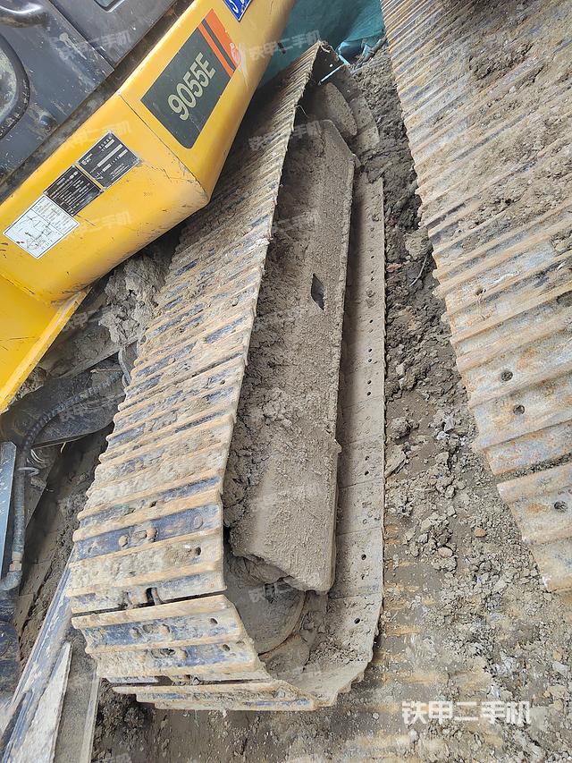 单侧履带整体（整机外观）